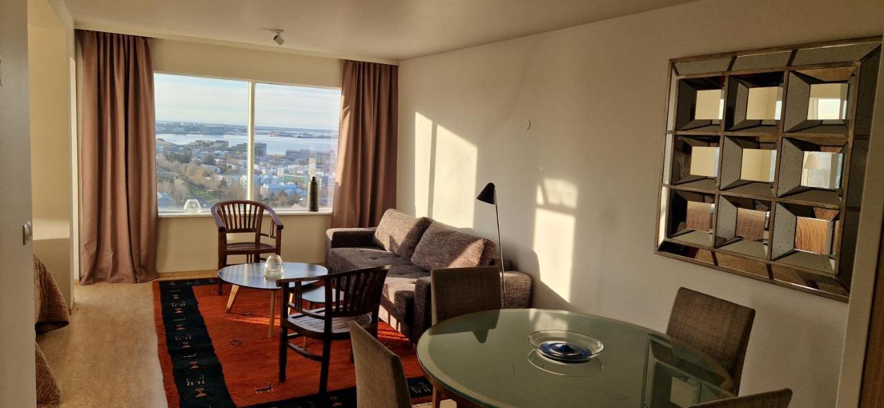 Panoramic Studio Apartment With Stunning View - Free Parking Ρέυκιαβικ Εξωτερικό φωτογραφία