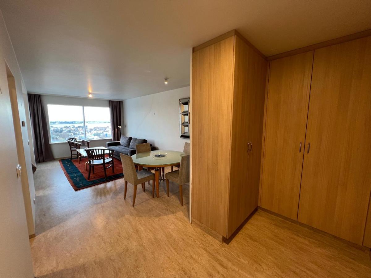 Panoramic Studio Apartment With Stunning View - Free Parking Ρέυκιαβικ Εξωτερικό φωτογραφία